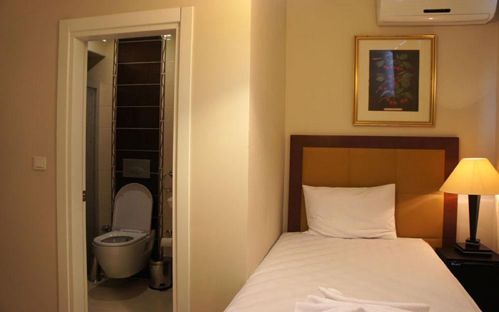 Academia Hotel Provincia di Provincia di Istanbul Esterno foto